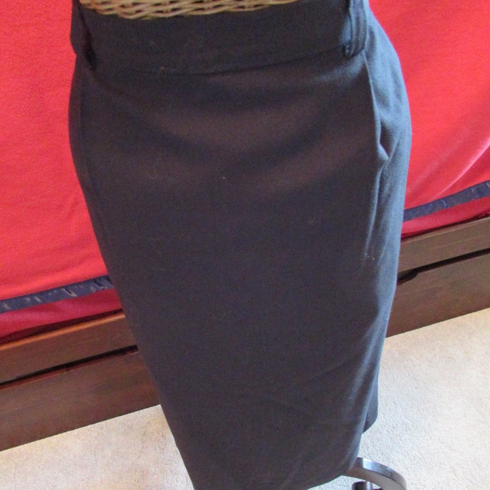 Sophisticates by Pendleton black pencil skirt